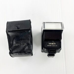 Minolta Maxxum 2800 AF Black Camera Flash Mount Attachment with Case